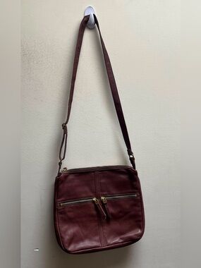 Fossil Brown Leather Crossbody Bag with Front Zip Pockets